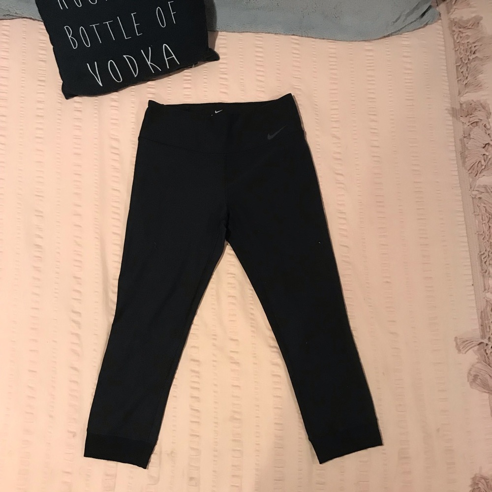 Nike Black Capri Pants